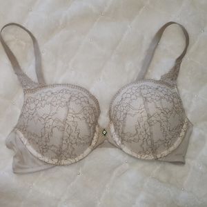 Victoria's Secret 36C bra